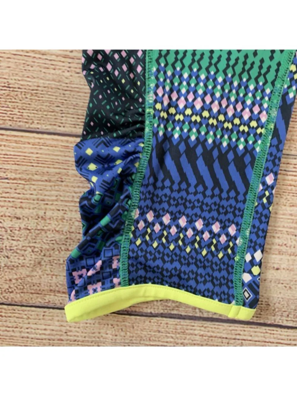 Fila Sport Blue Green Print Athletic Gym Capri Leggings